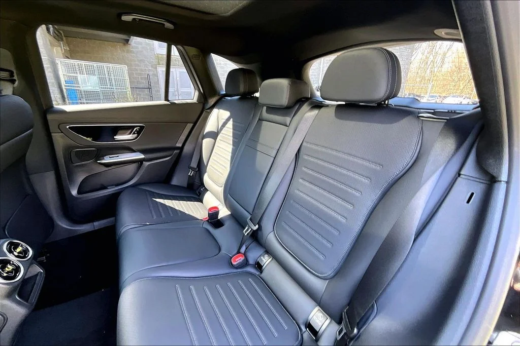 New 2026 Black Mercedes-Benz GLC 300 image 10