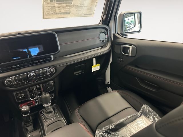New 2026 Bright White Clearcoat Jeep Rubicon image 11
