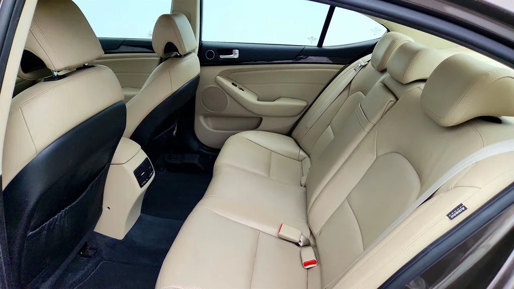 Used 2014 Bronze Metallic Kia 4dr Sedan Limited image 18