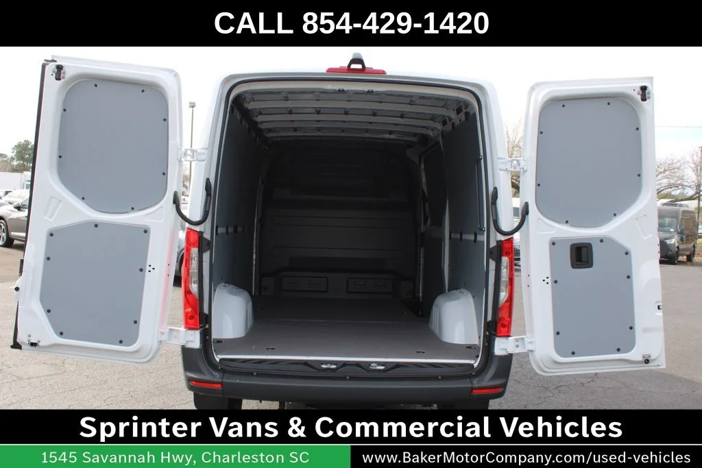 New 2026 Arctic White Mercedes-Benz Cargo 144 WB image 5