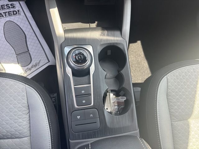 Used 2025 Silver Ford Active image 18