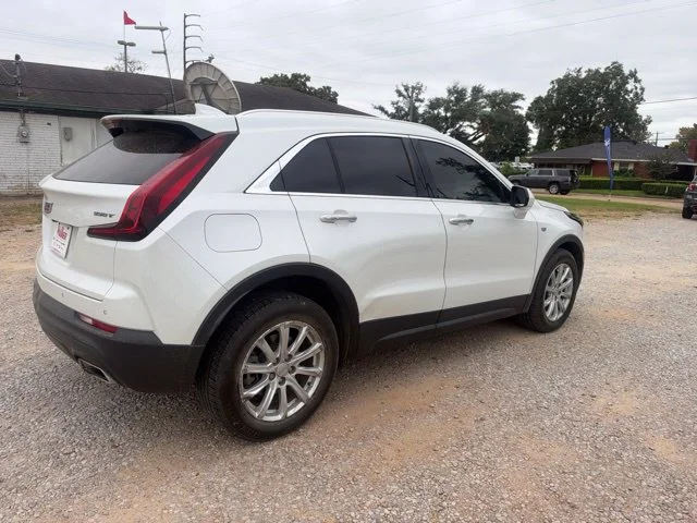 Used 2022 White Cadillac Luxury image 13
