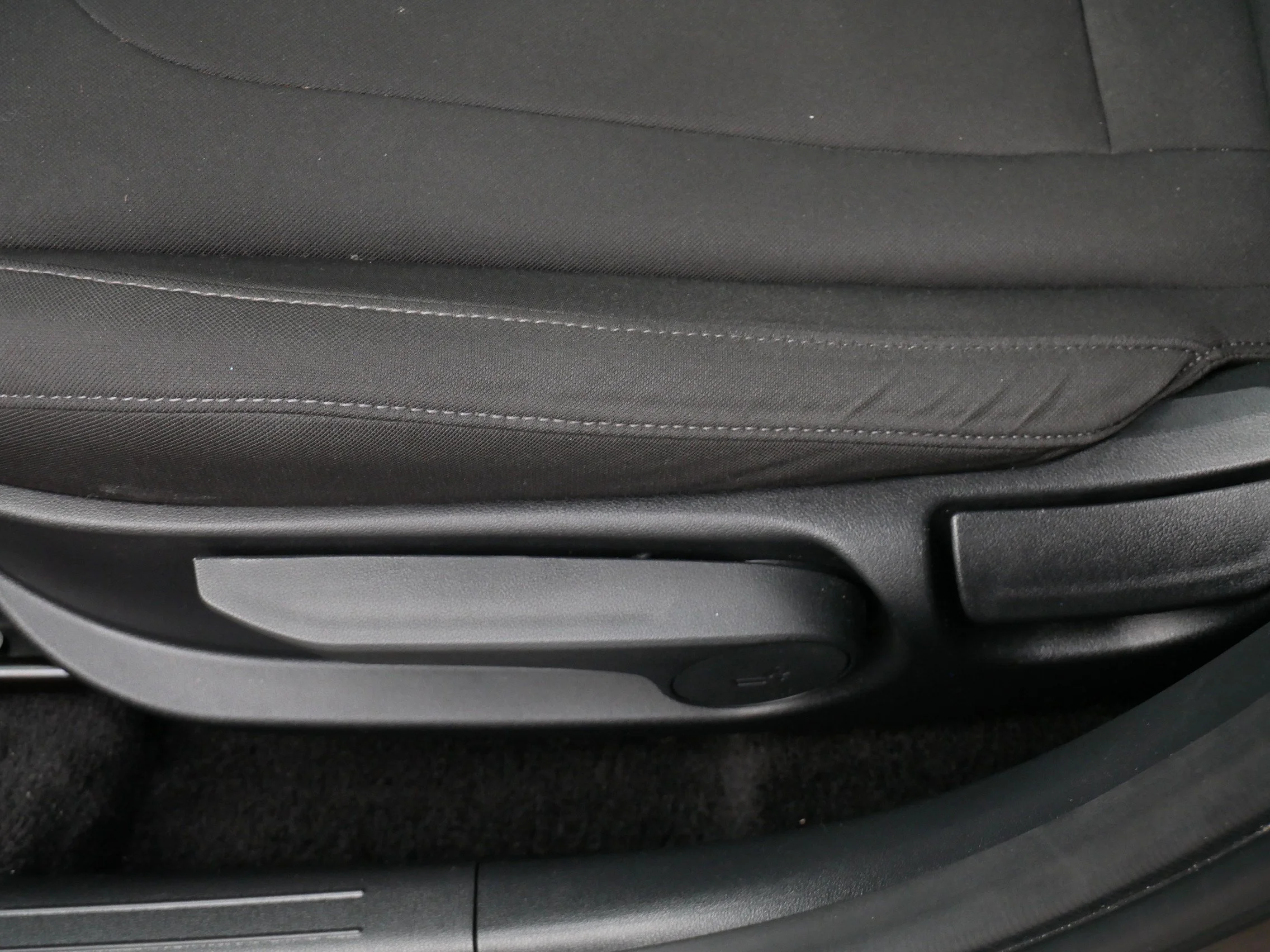Used 2023 Onyx Black Hyundai SEL image 20