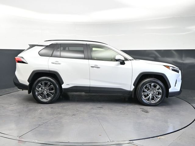 Used 2023 Ice Cap Toyota Limited image 4