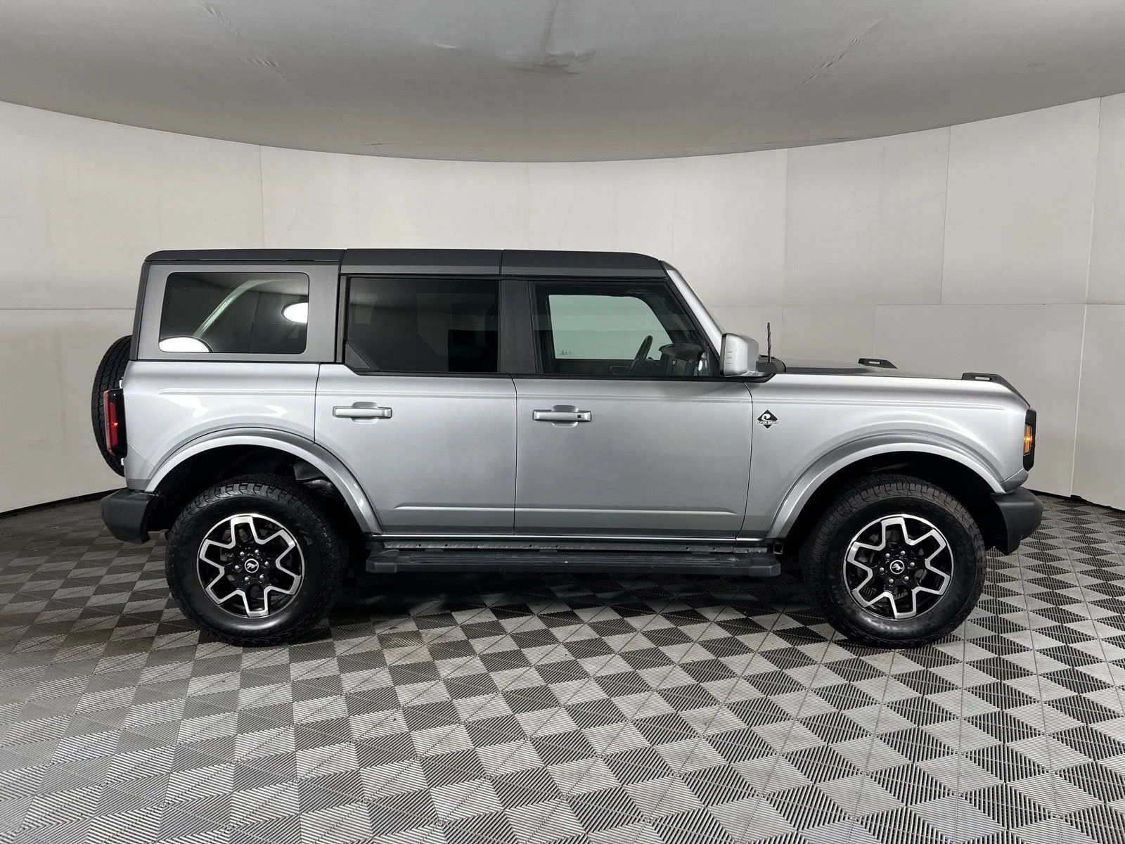 Used 2023 Iconic Silver Ford Outer Banks image 19