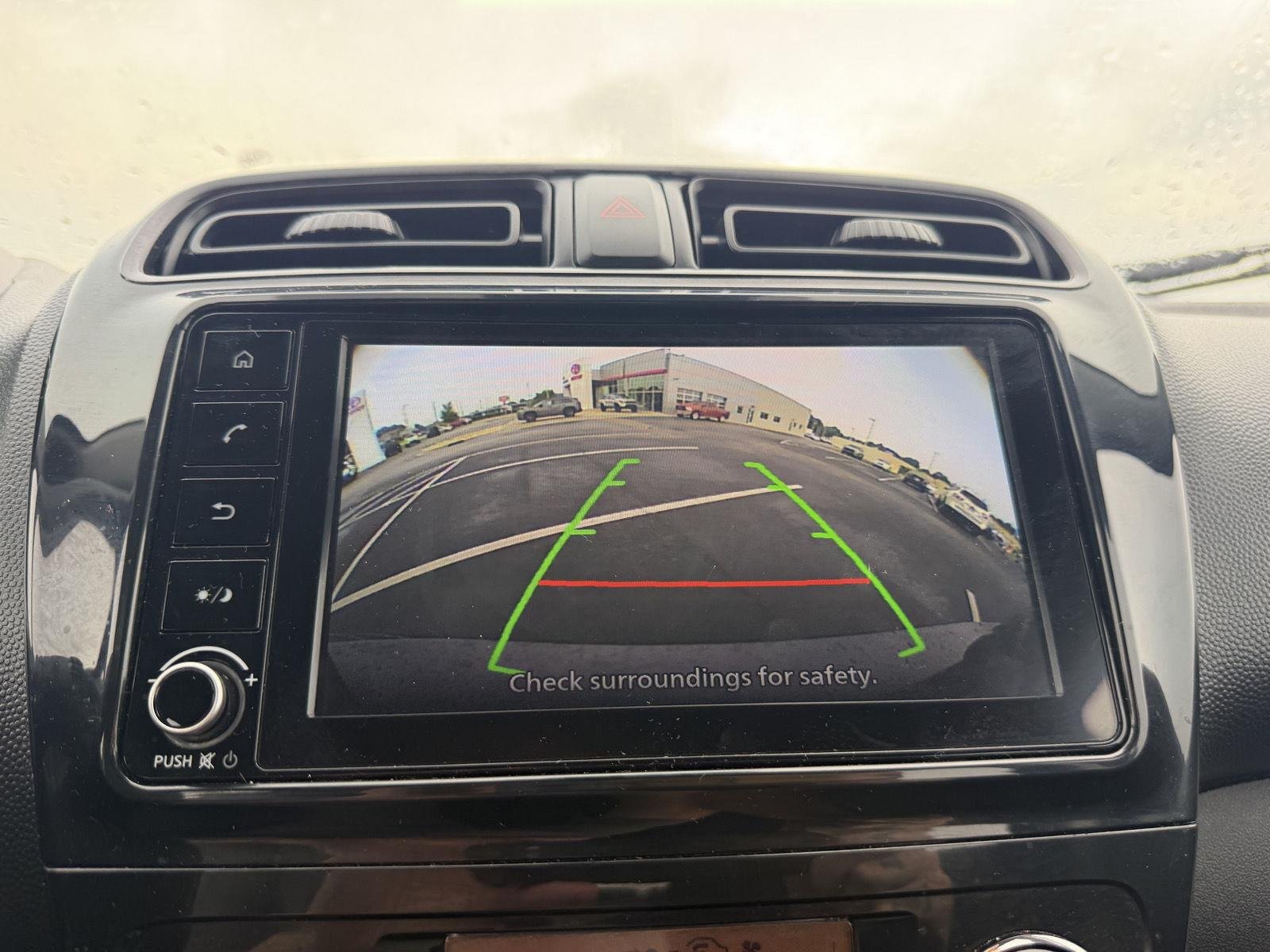 Used 2024  Mitsubishi ES image 18