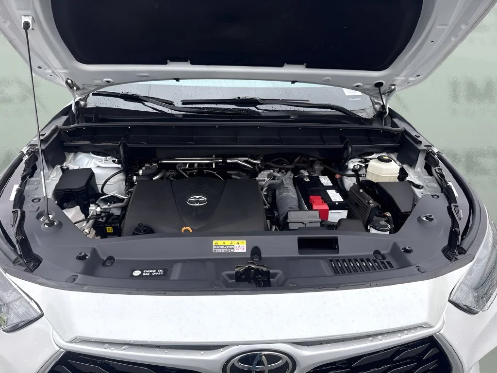 Used 2022 Beige Toyota LE image 30