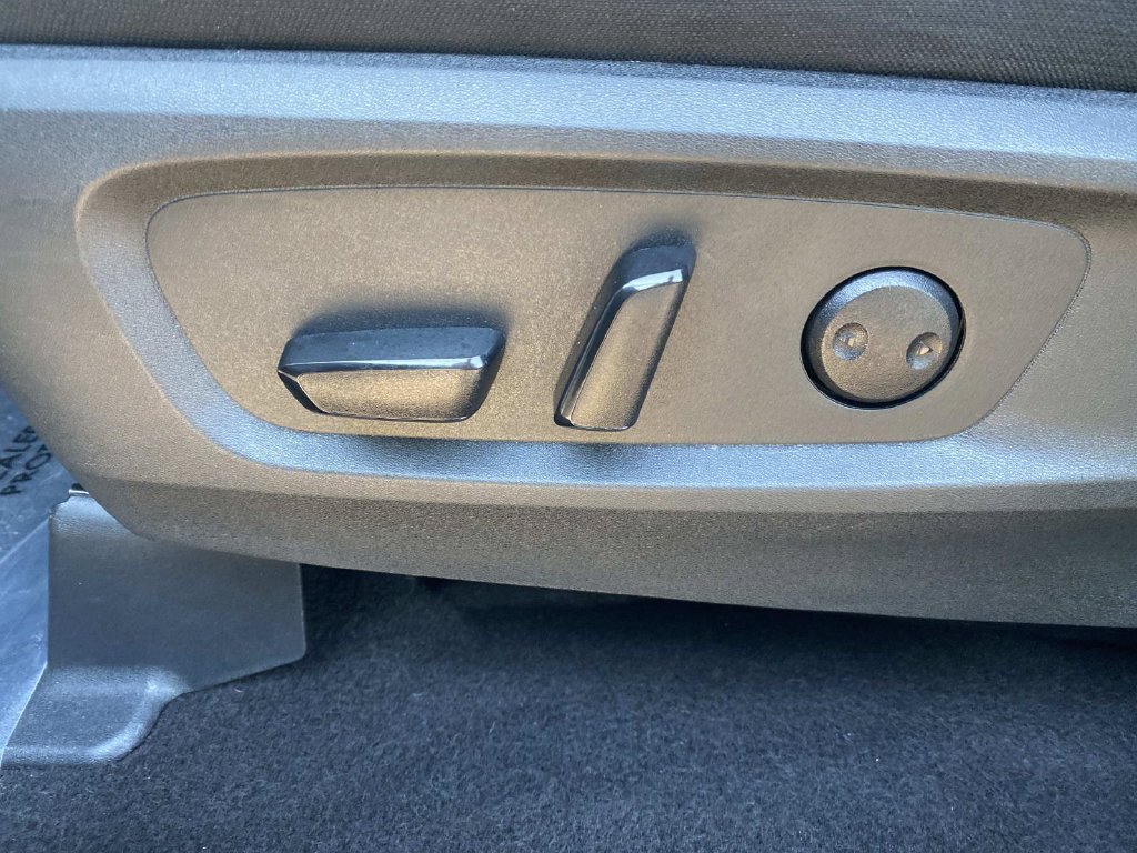 Certified Used 2025 Glacier White Nissan SV image 20