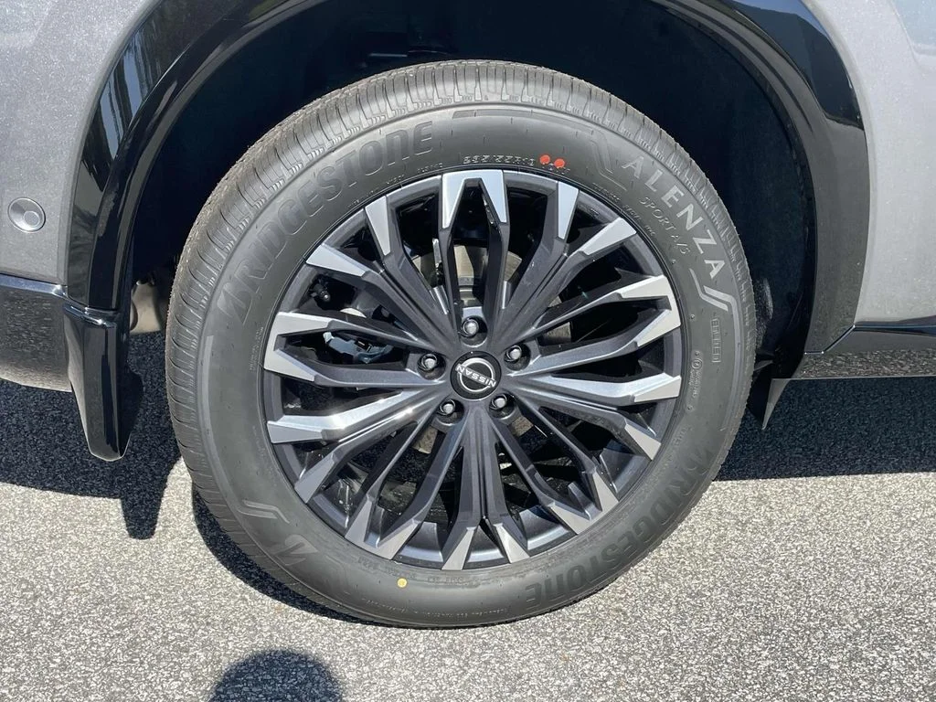 New 2026 Gray Nissan Platinum image 7