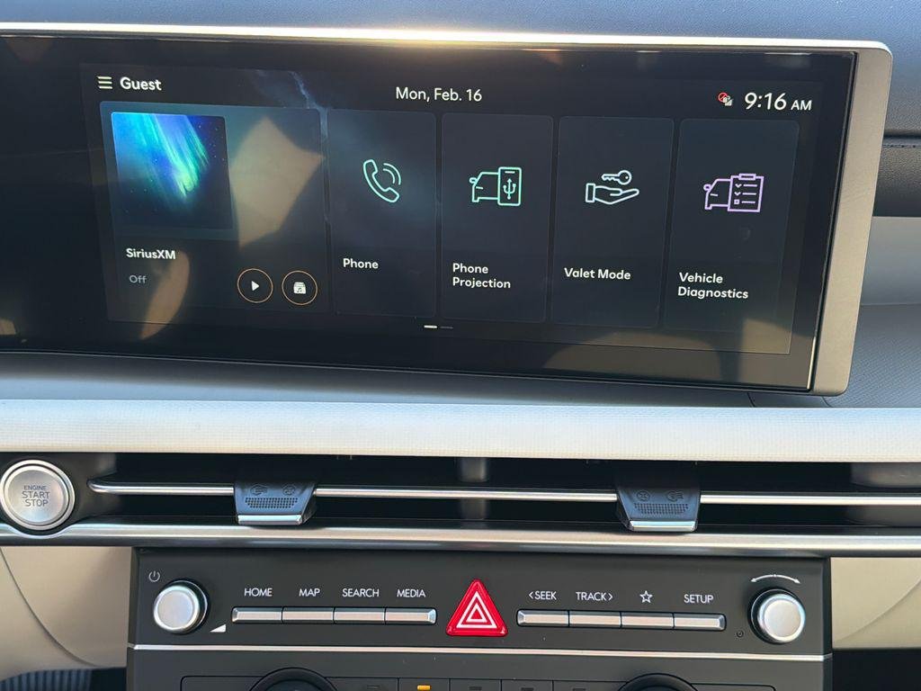 New 2026 Black Hyundai SE FWD image 28