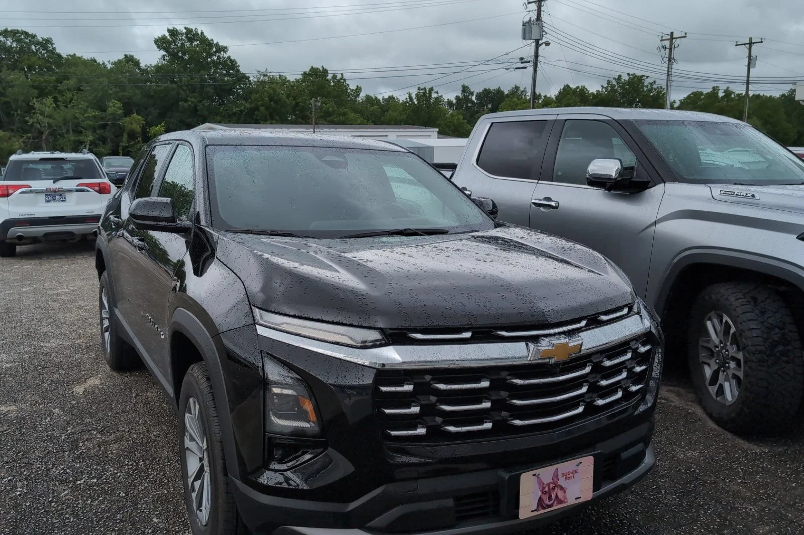 Used 2025 Mosaic Black Metallic Chevrolet LT image 2