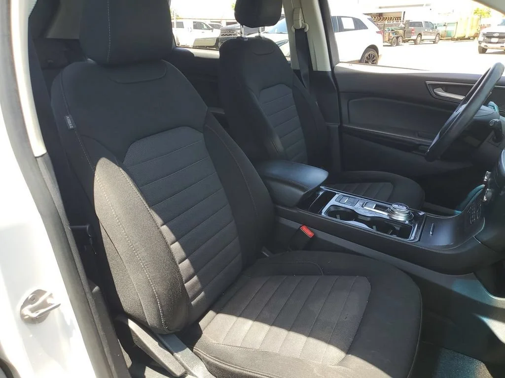 Used 2020 White Ford SE image 32