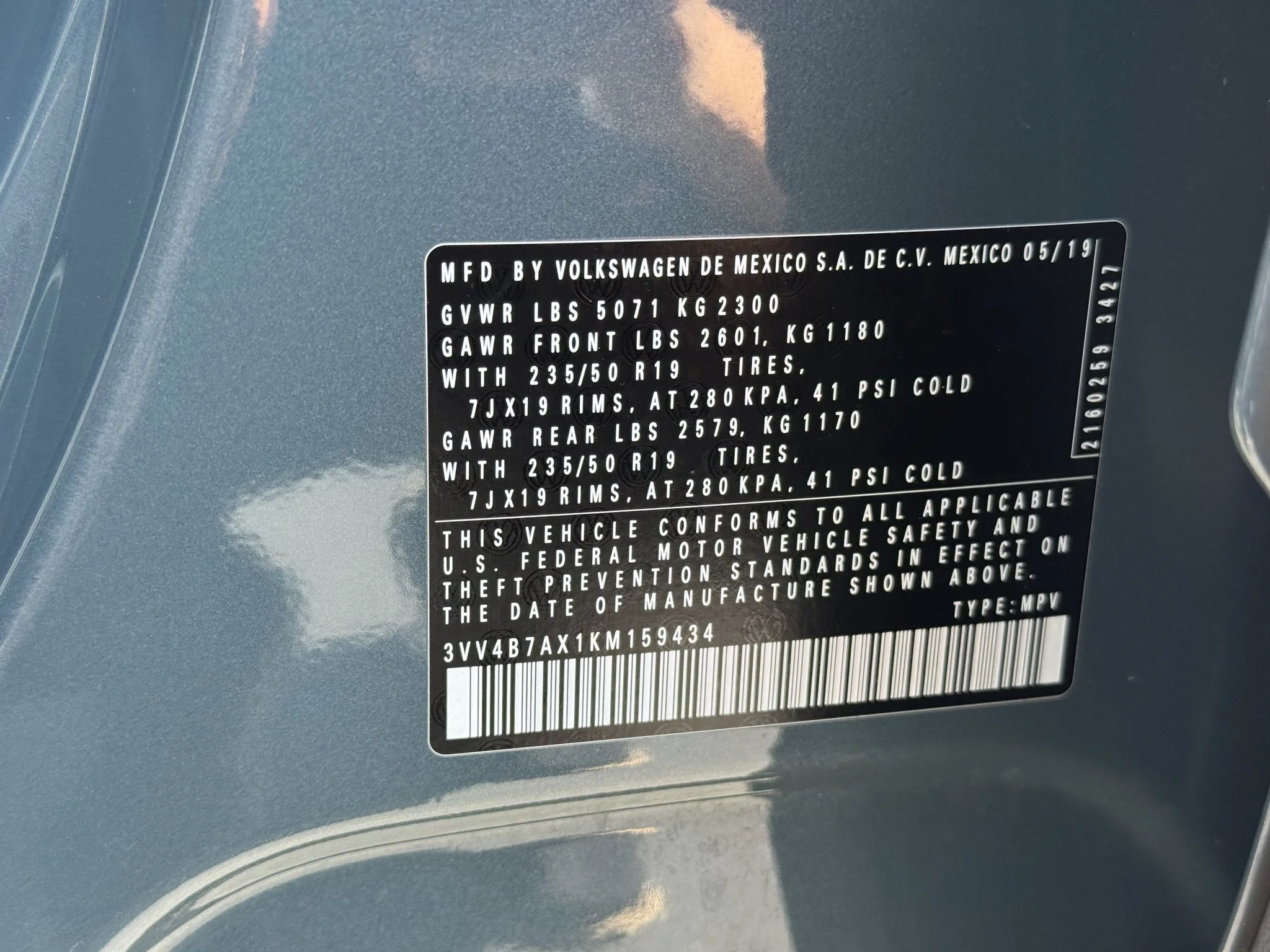 Used 2019 Stone Blue Metallic Volkswagen SEL Premium image 38