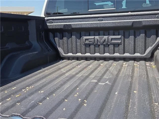 New 2026 Summit White GMC AT4X image 9