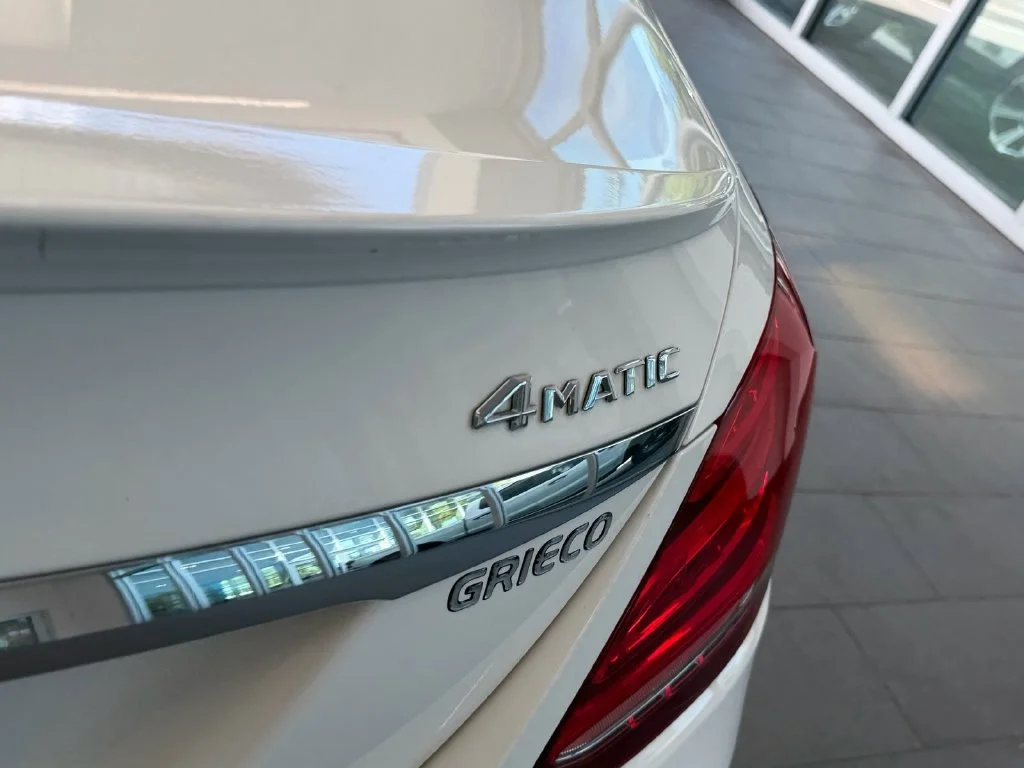 Used 2016 White Mercedes-Benz C 300 image 13