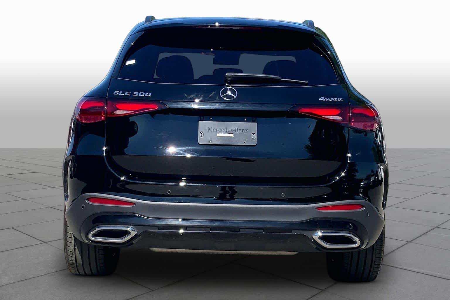 Certified Used 2026 Black Mercedes-Benz GLC 300 image 5