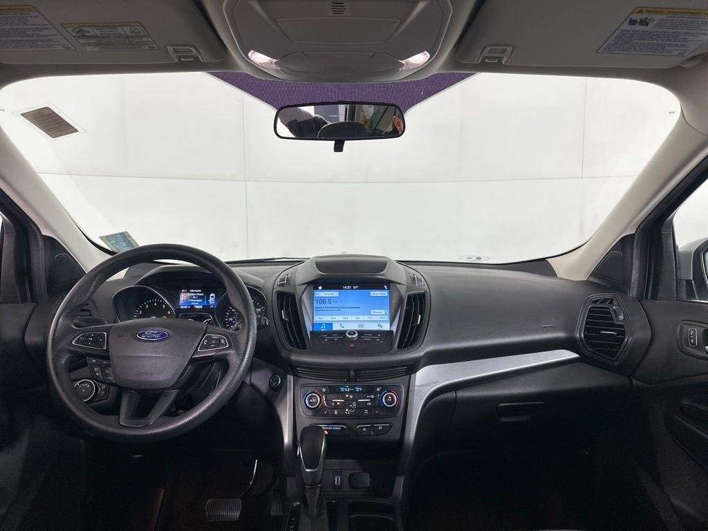 Used 2019 Ingot Silver Ford SE image 2