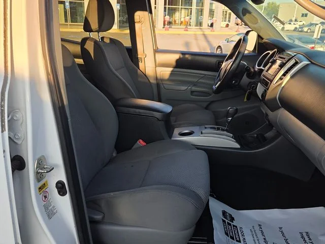 Used 2012 White Toyota PreRunner image 18