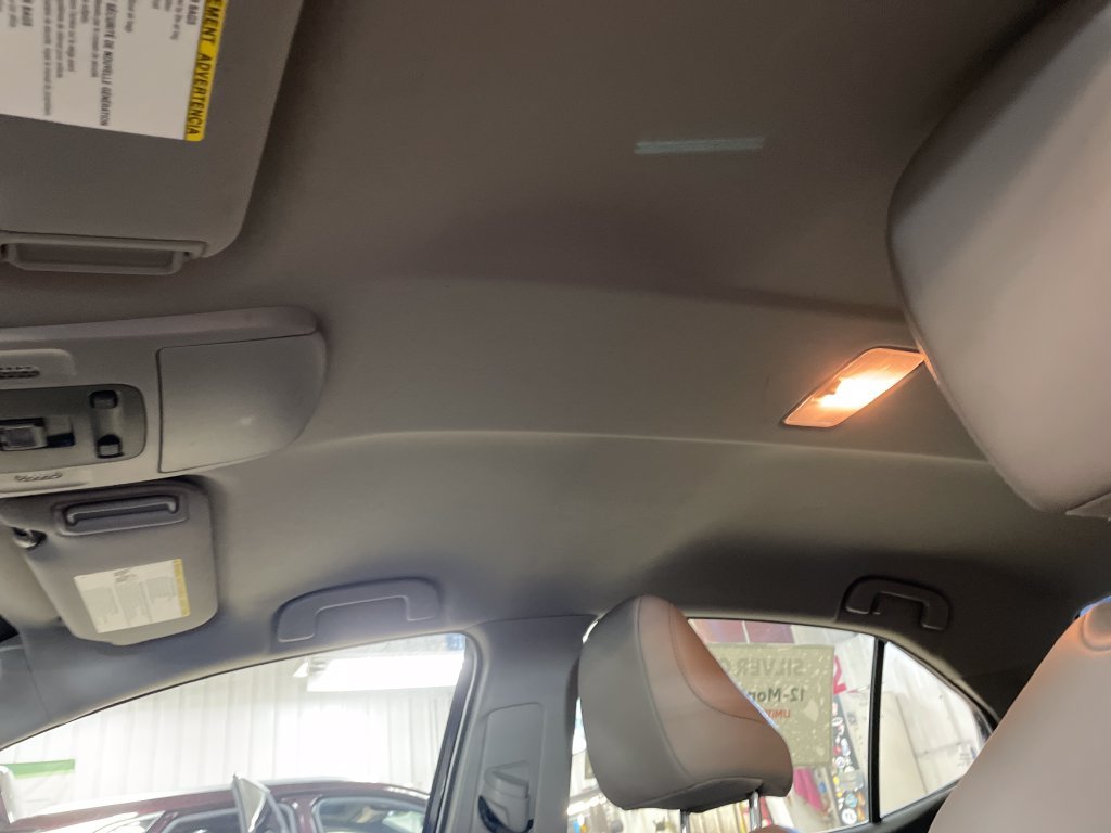 Used 2021  Toyota SE image 11