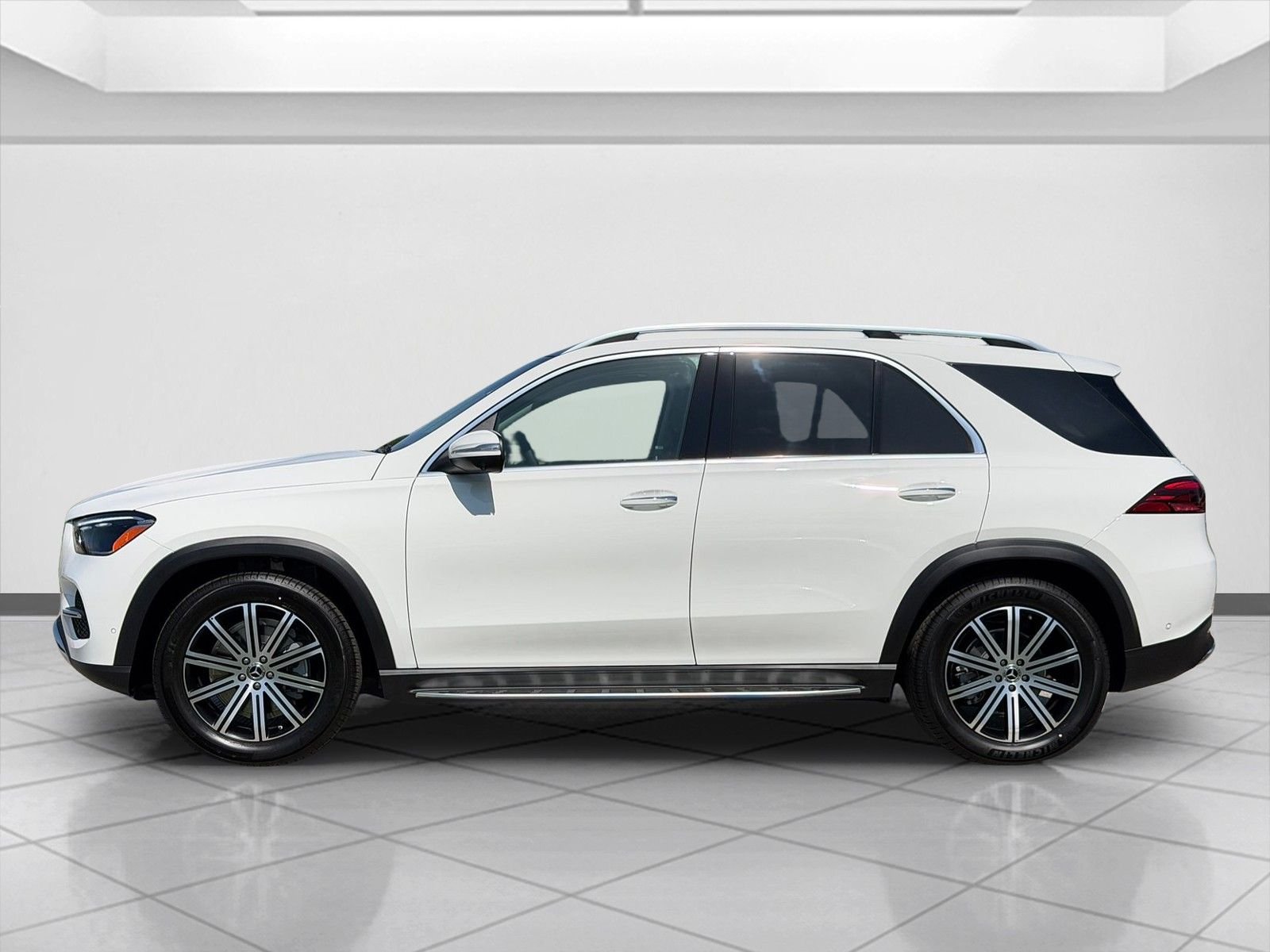 New 2026 Polar White Mercedes-Benz GLE 350 image 5