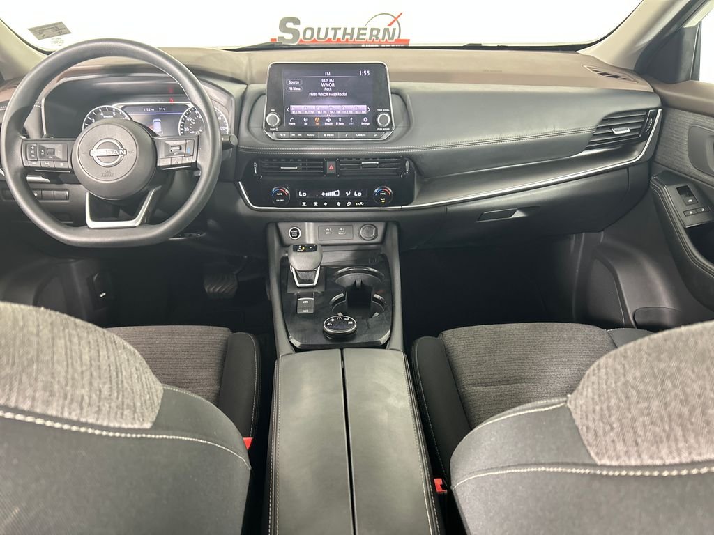2022 Nissan Rogue SV - Photo 18