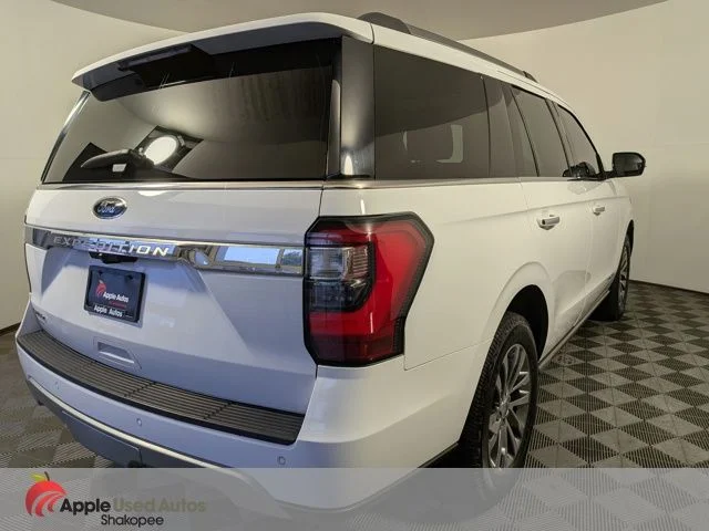 Used 2018 White Ford Limited image 5