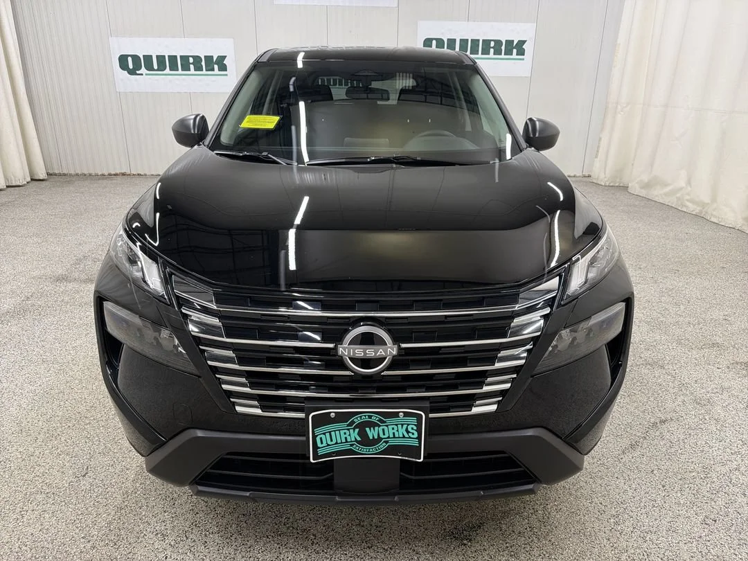 Certified Used 2026 Super Black Nissan S image 2