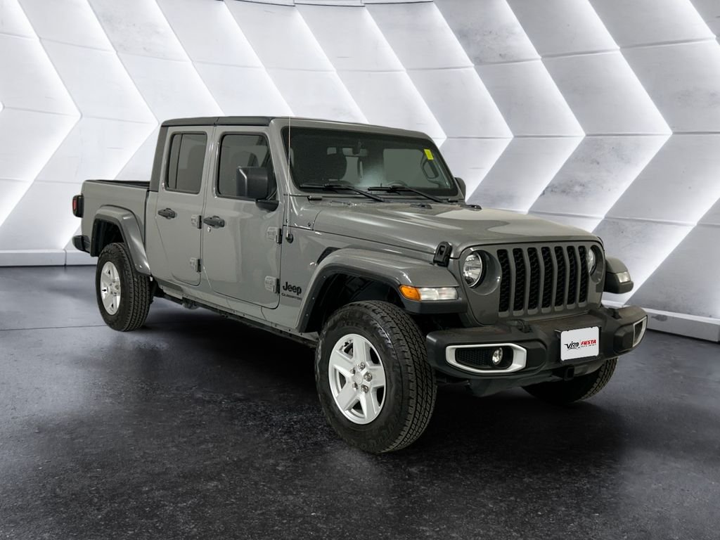 2022 Jeep Gladiator Sport S's photo