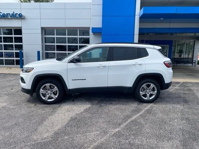 Used 2024 Jeep Compass Latitude with VIN 3C4NJDBNXRT604268 for sale in Kendallville, IN