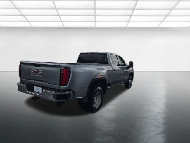 Used 2025 Silver GMC Pro image 5