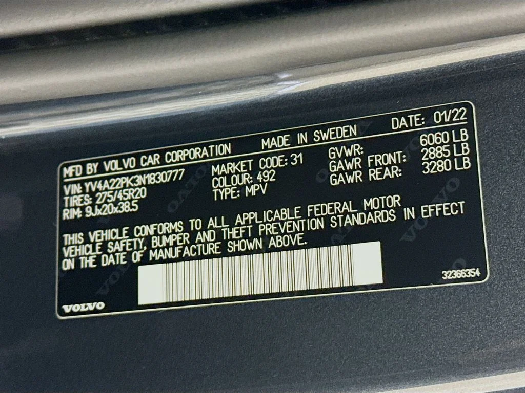 Used 2022 Gray Metallic Volvo T6 Momentum image 27