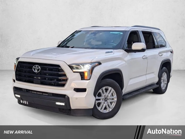 2025 Toyota Sequoia SR5