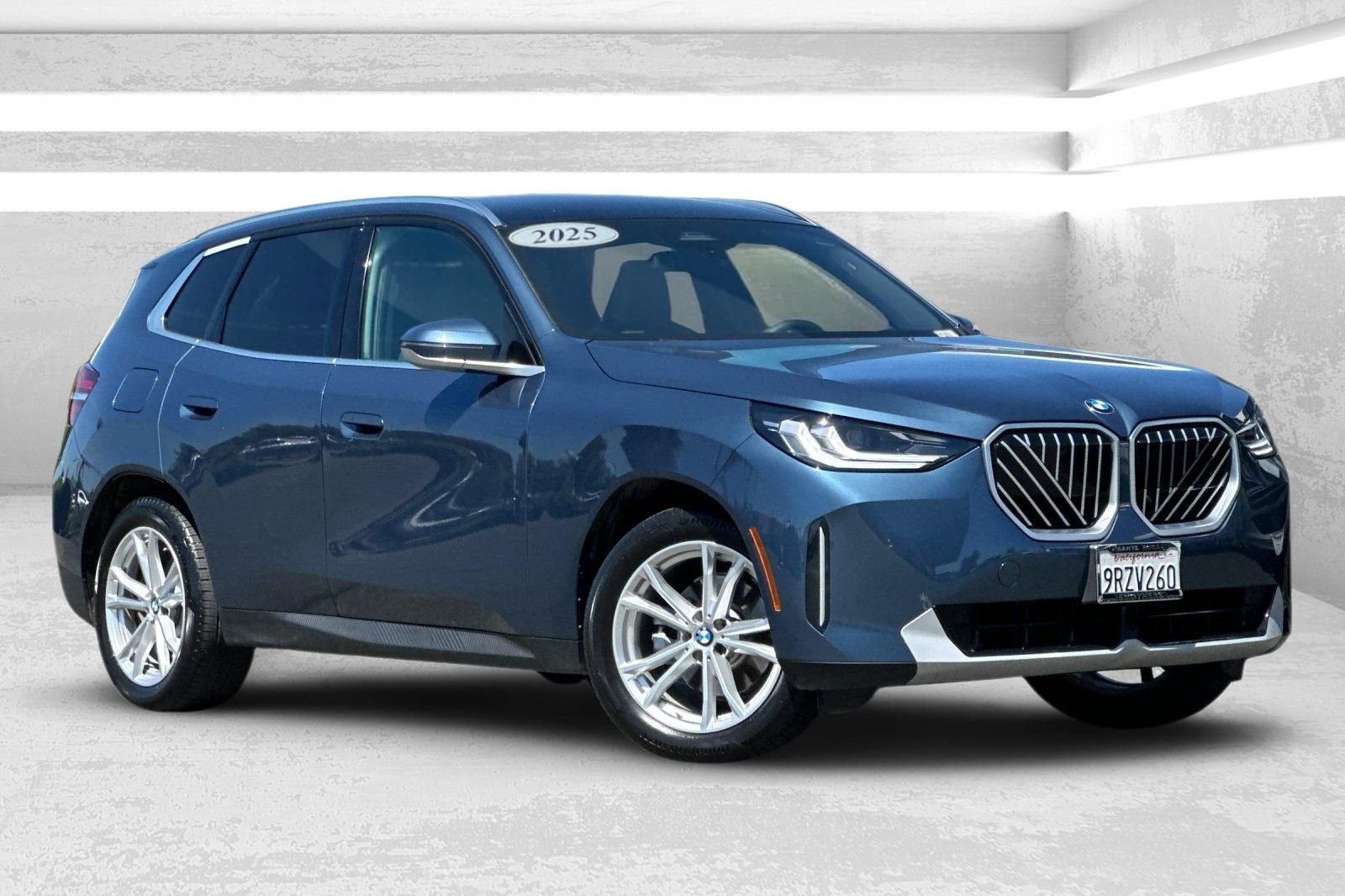 2025 BMW X3 30 XDRIVE's photo