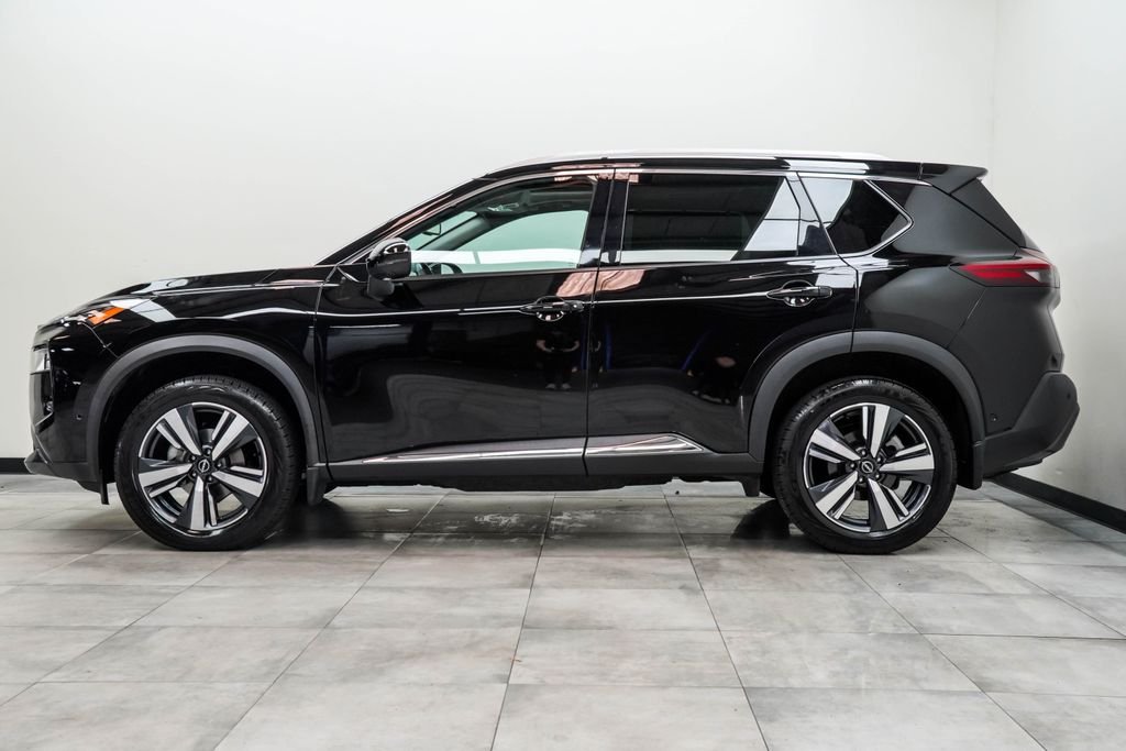 Used 2023 Black Nissan SL image 10