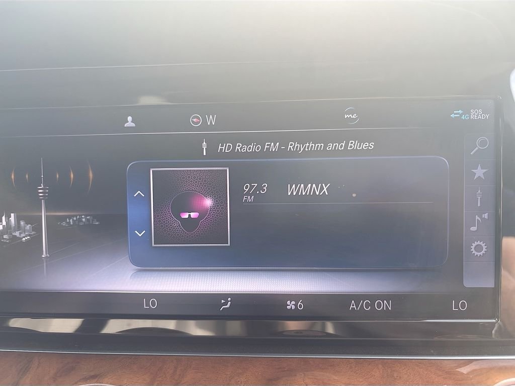 Used 2019 Black Mercedes-Benz E 300 image 27