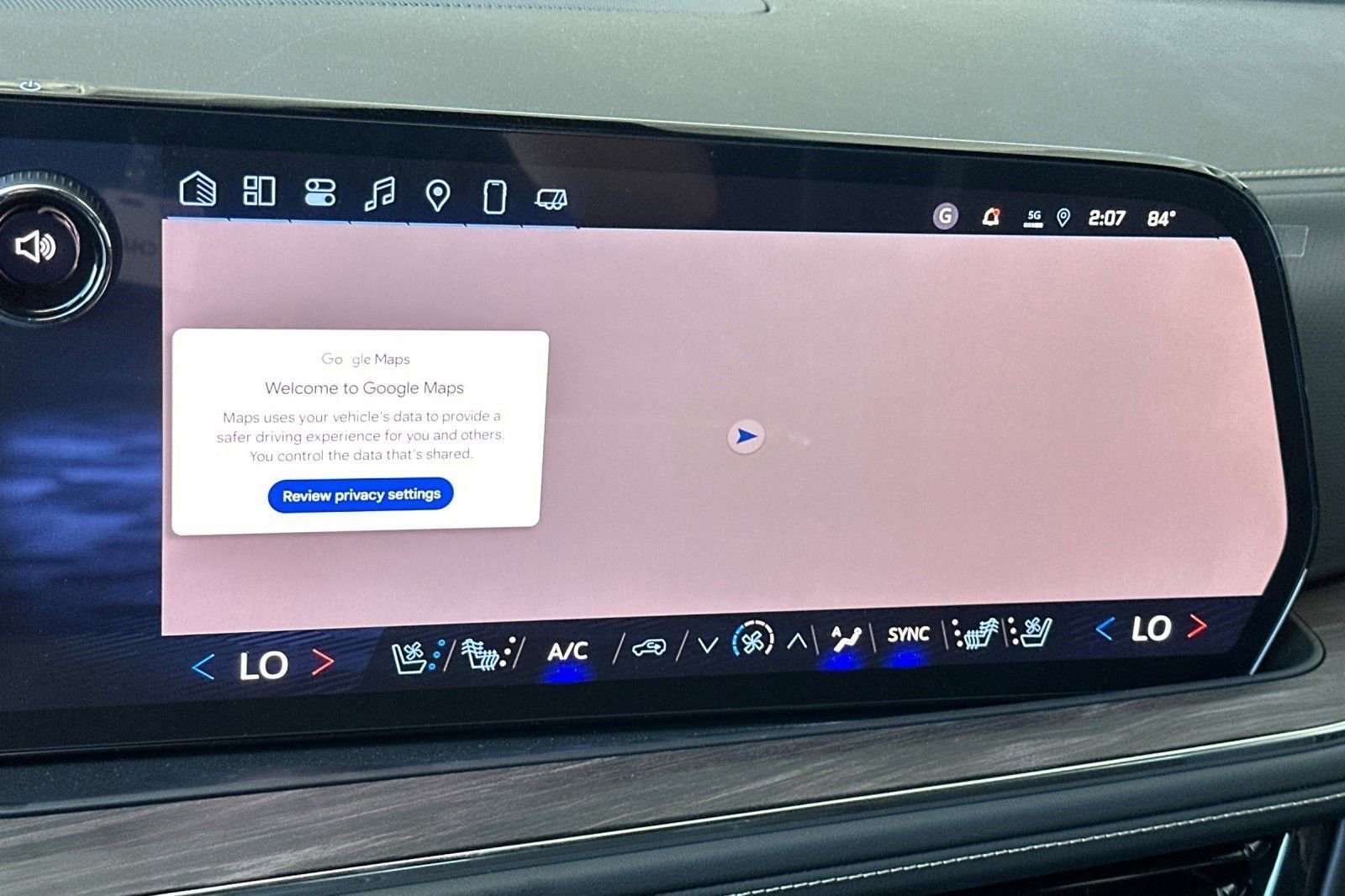 2025 Chevrolet Suburban Premier - Photo 23