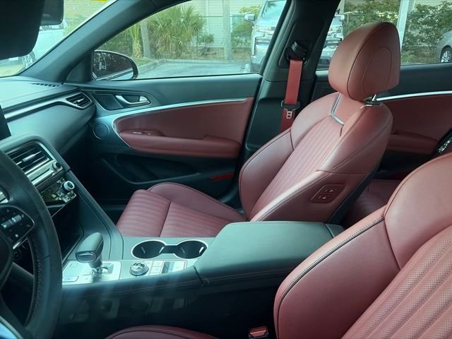 Used 2025 Silver Genesis 2.5T image 4