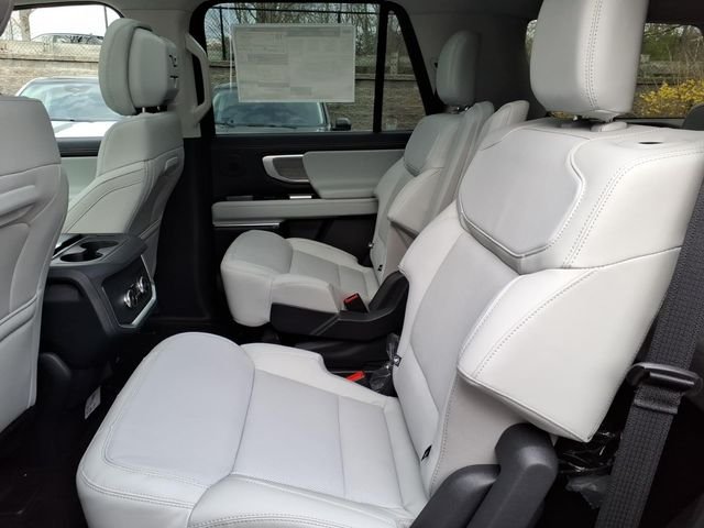 New 2026 Agate Black Metallic Ford Platinum® image 8