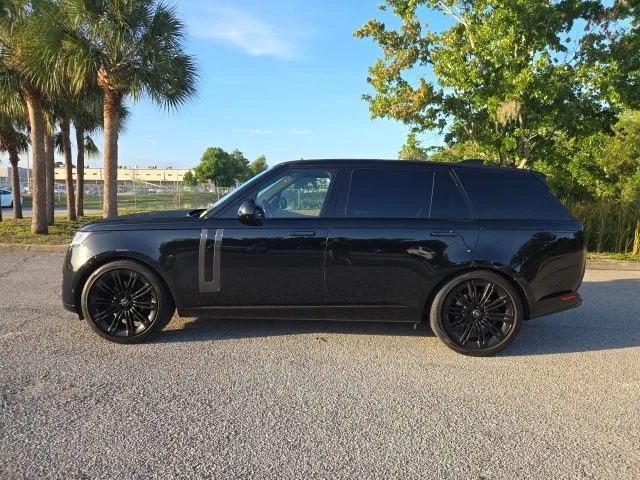Certified Used 2024 Black Land Rover SE image 2