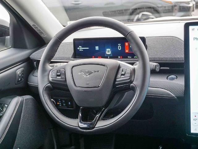 New 2026 Star White Metallic Tri-coat Ford Premium image 42
