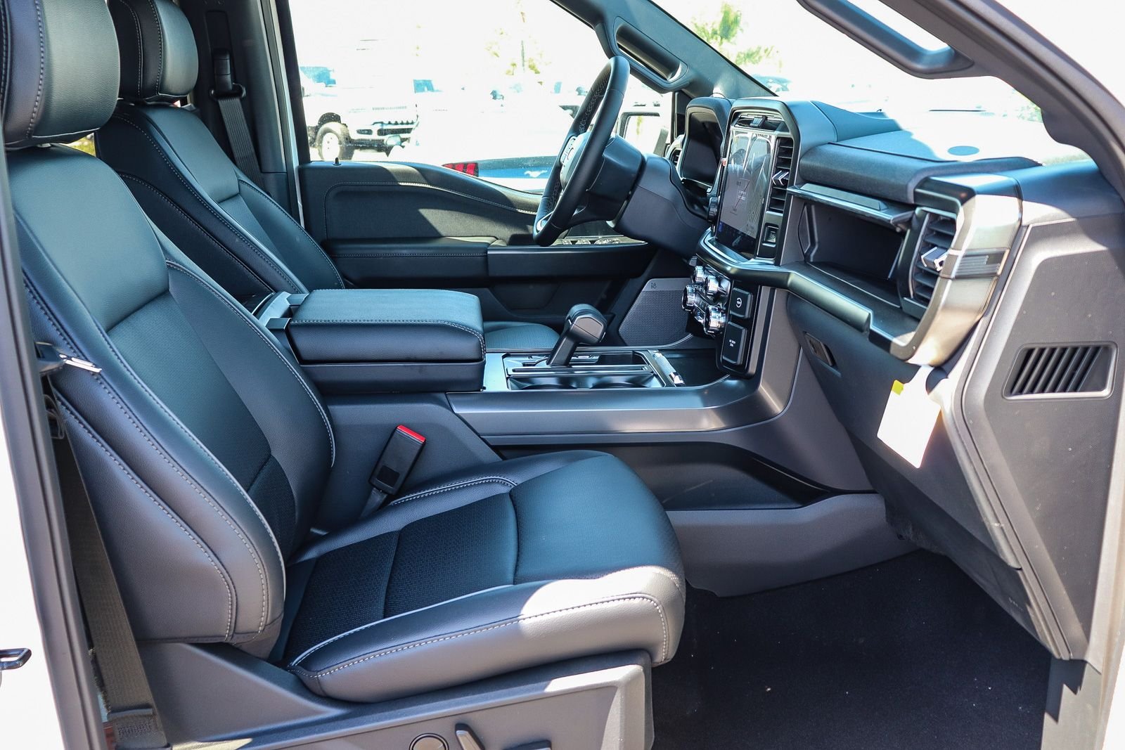 New 2026 Star White Metallic Tri-Coat Ford Lariat® image 16