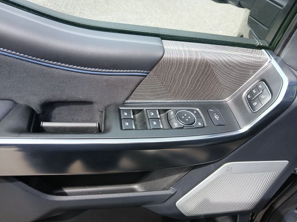 Used 2025 Black Ford Platinum image 24