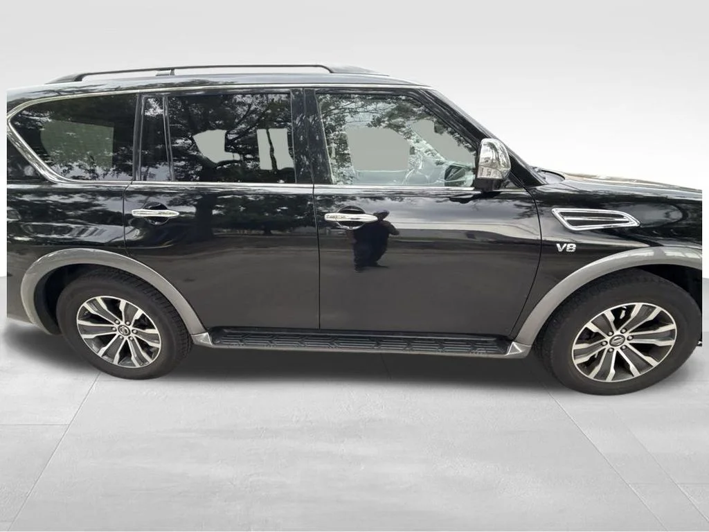 Used 2020 Black Nissan SL image 10