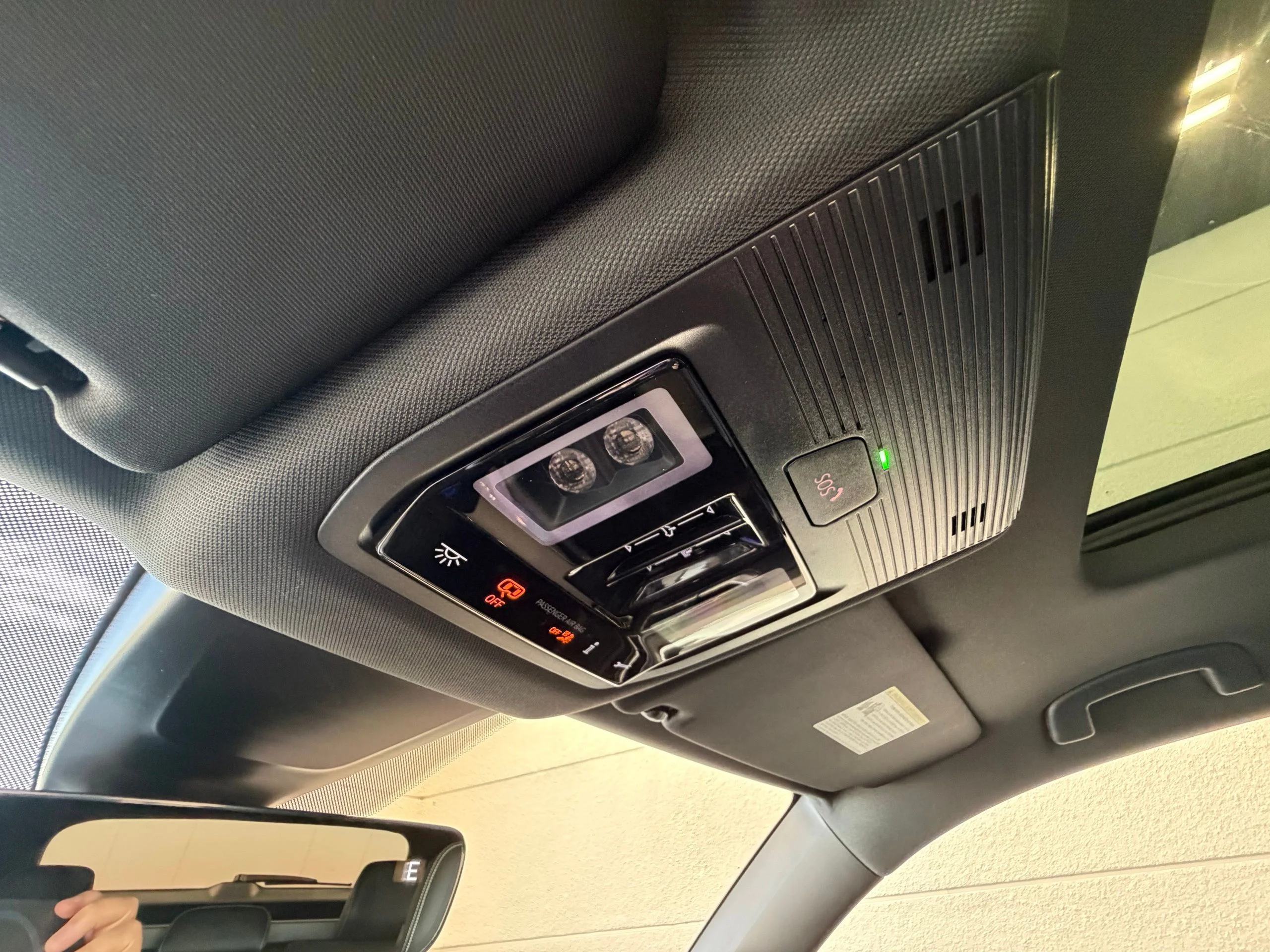 2026 Volkswagen Atlas Cross Sport SEL R-LINE - Photo 44