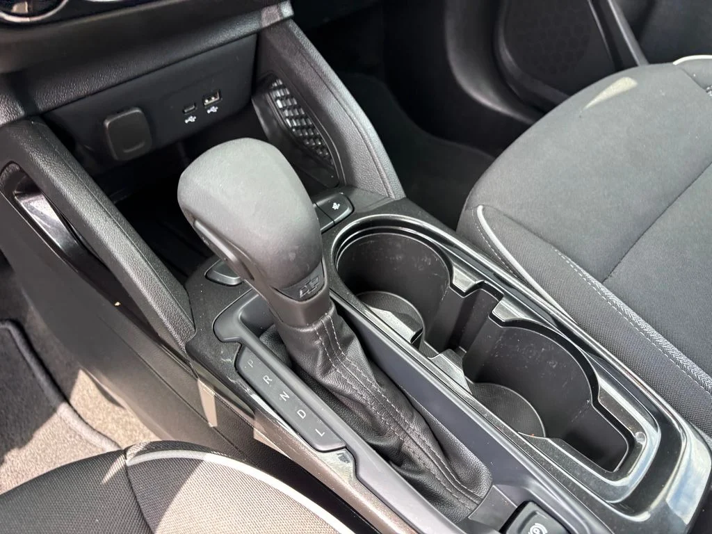 Used 2025 Gray Chevrolet LS image 17