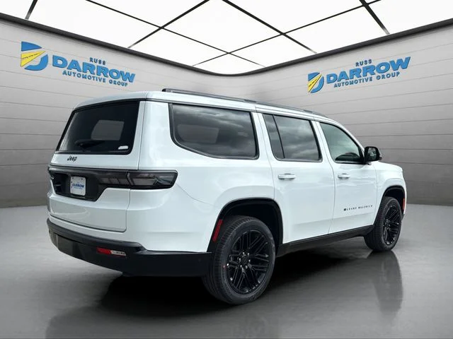 New 2026 Bright White Clear-Coat Exterior Paint Jeep Limited Reserve image 5