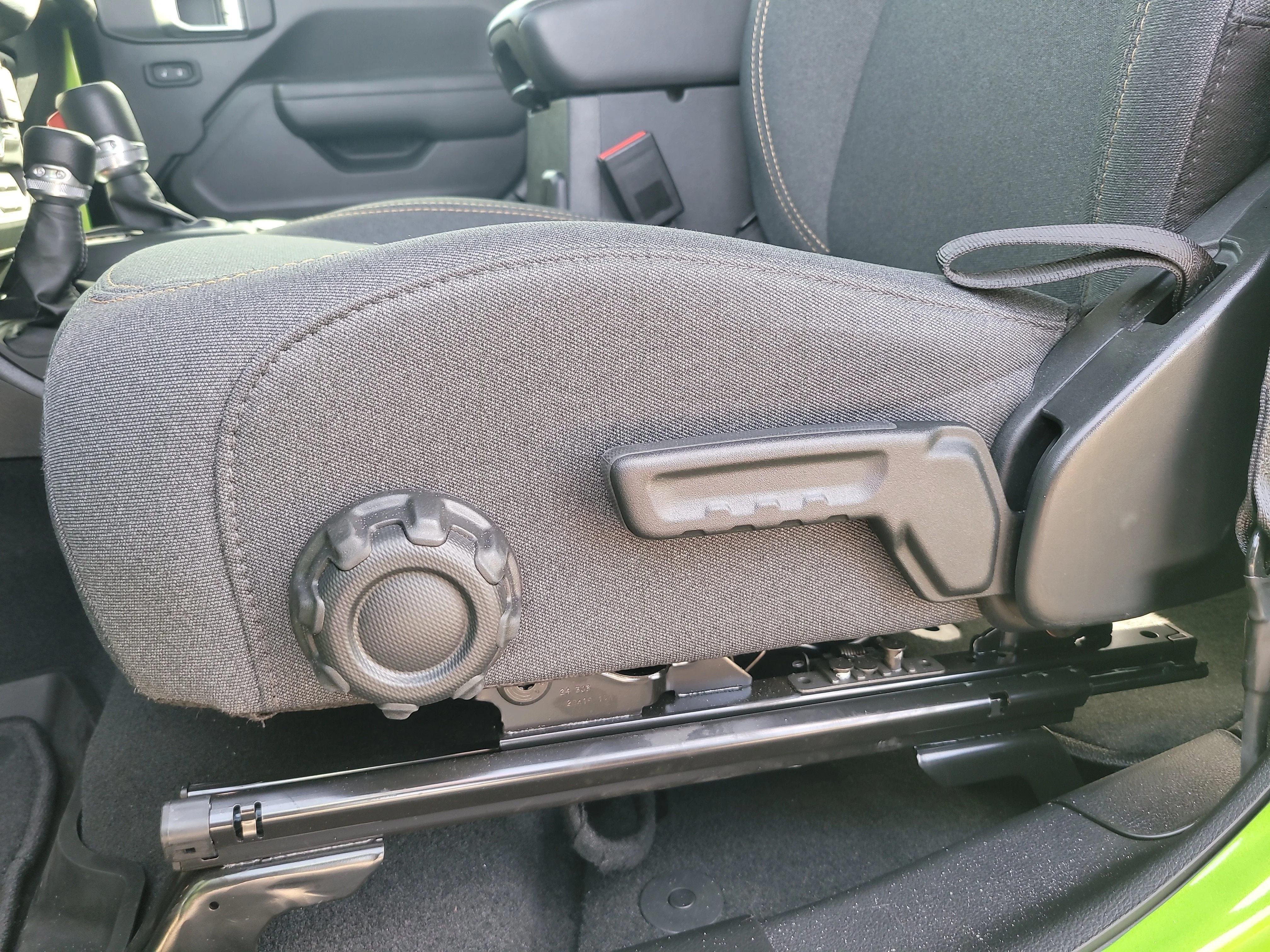 Used 2025 Mojito Clearcoat Jeep Sport S image 17