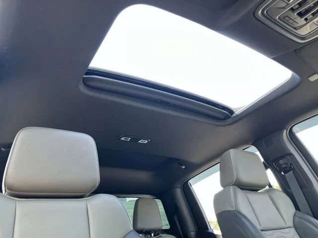 2025 Chevrolet Silverado 1500 ZR2 - Photo 19