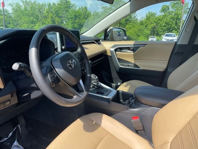Certified Used 2025 Beige Toyota XLE Premium image 10
