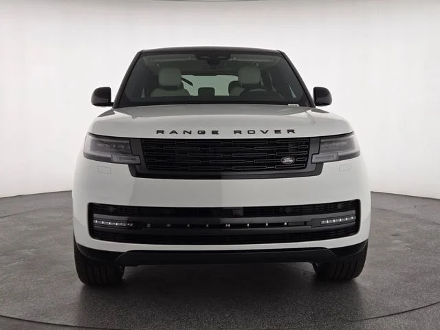 New 2026 Fuji White Land Rover SE image 8